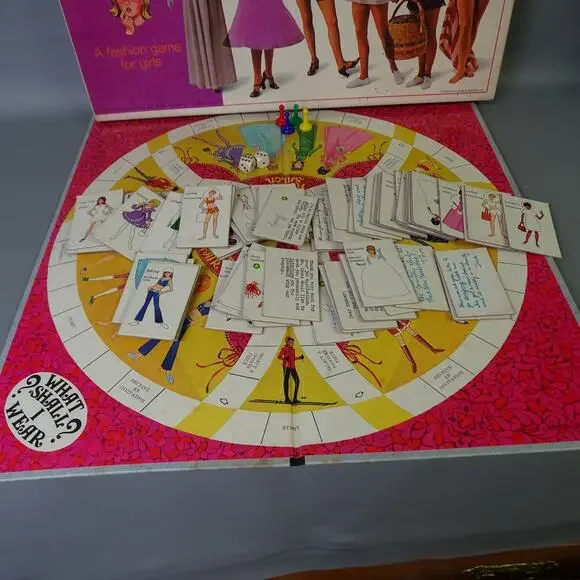 1969 What Shall I Wear Board Game Selchow & Righter - Picture 2 of 13